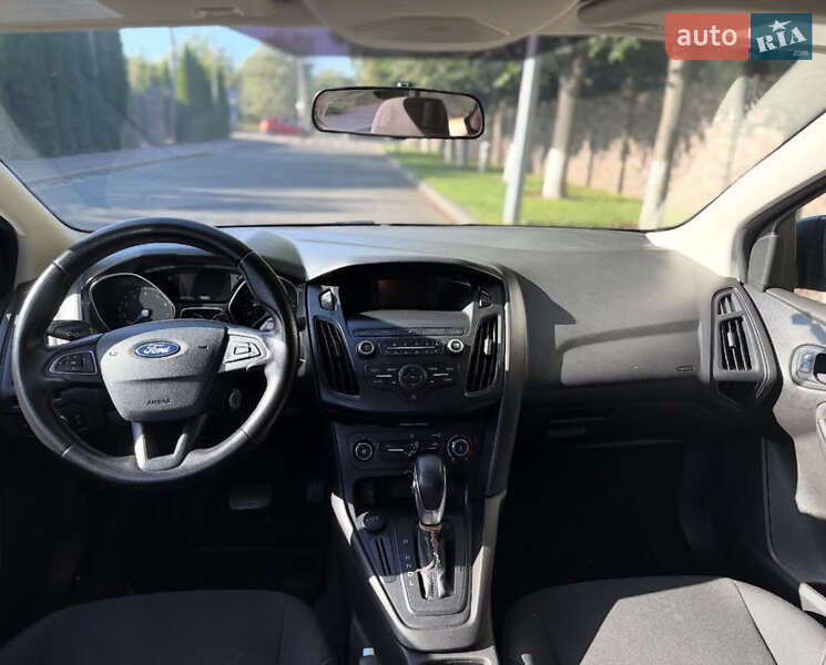 Седан Ford Focus 2017 в Киеве