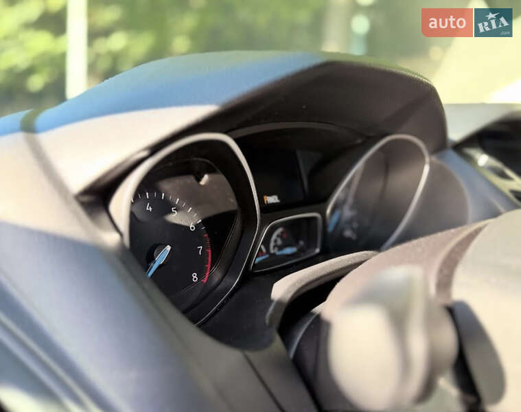 Седан Ford Focus 2017 в Киеве