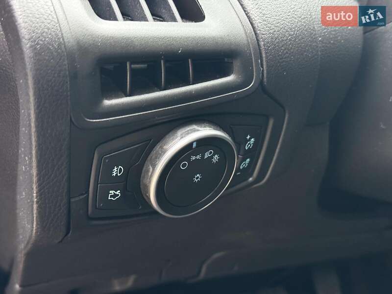 Хетчбек Ford Focus 2015 в Харкові