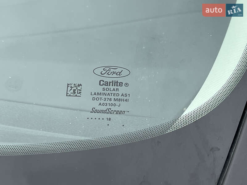 Седан Ford Focus 2018 в Киеве