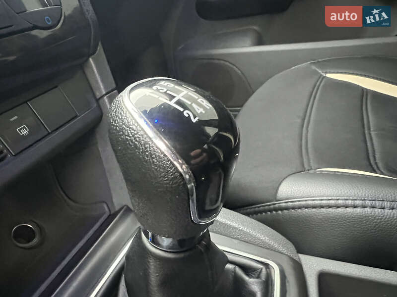 Седан Ford Focus 2006 в Сумах