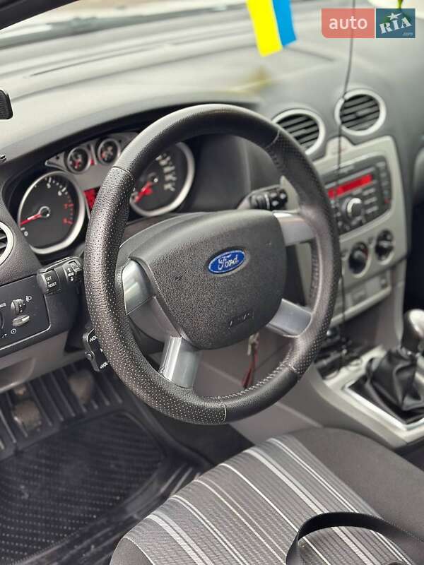 Универсал Ford Focus 2010 в Киеве фото 8 Универсал Ford Focus 2010 в Киеве