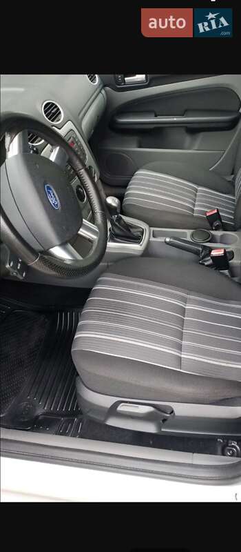 Универсал Ford Focus 2010 в Киеве фото 9 Универсал Ford Focus 2010 в Киеве