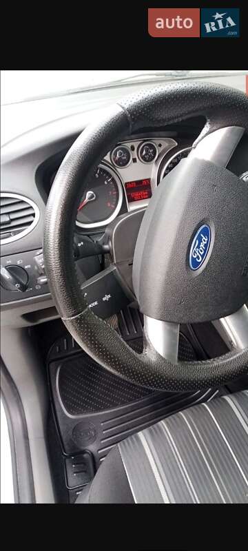 Универсал Ford Focus 2010 в Киеве фото 17 Универсал Ford Focus 2010 в Киеве