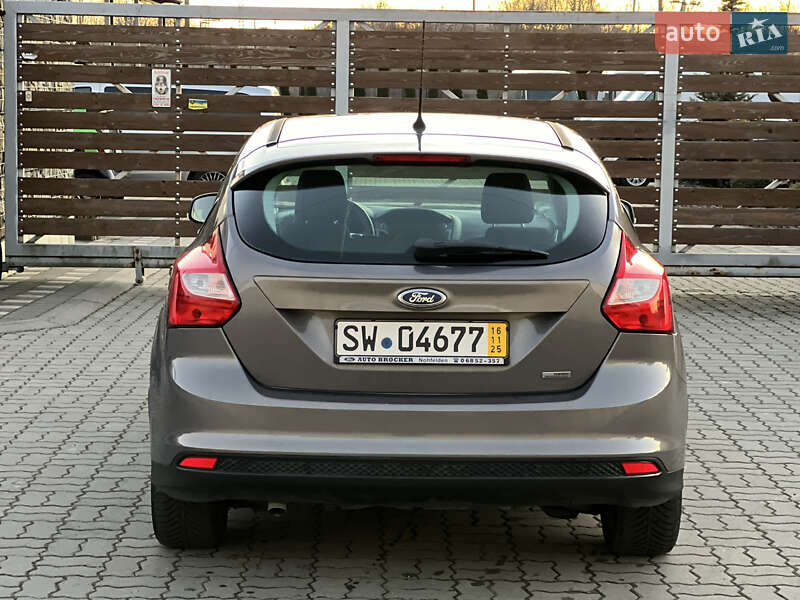 Хетчбек Ford Focus 2012 в Стрию