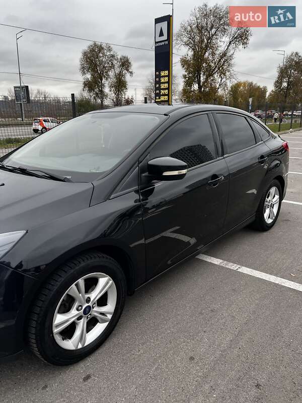 Седан Ford Focus 2014 в Киеве