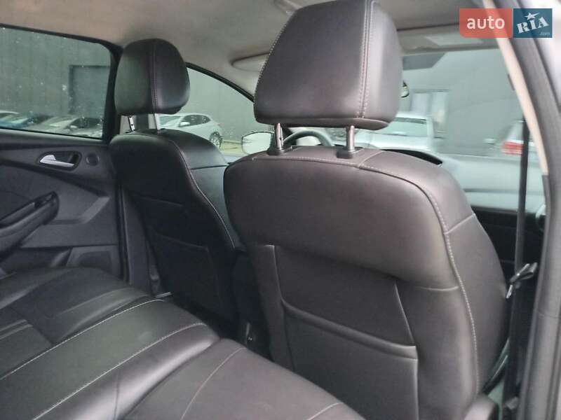 Хэтчбек Ford Focus 2013 в Львове фото 16 Хэтчбек Ford Focus 2013 в Львове