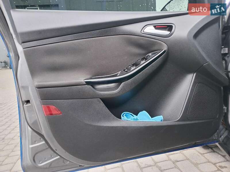 Хэтчбек Ford Focus 2013 в Львове фото 24 Хэтчбек Ford Focus 2013 в Львове