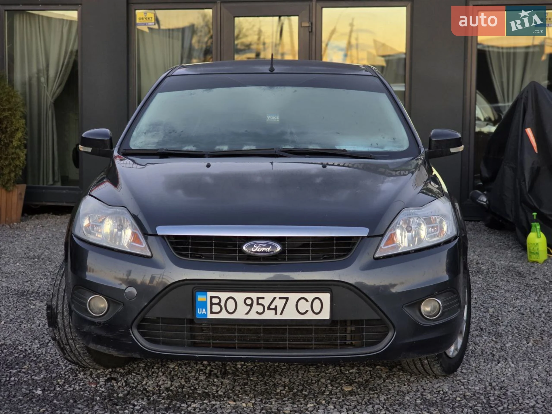 2010 Ford Focus - мініатюра 2