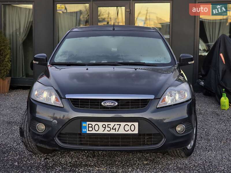 Хэтчбек Ford Focus 2010 в Тернополе