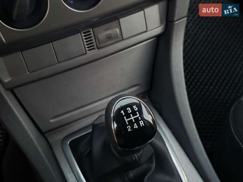 Хэтчбек Ford Focus 2010 в Тернополе