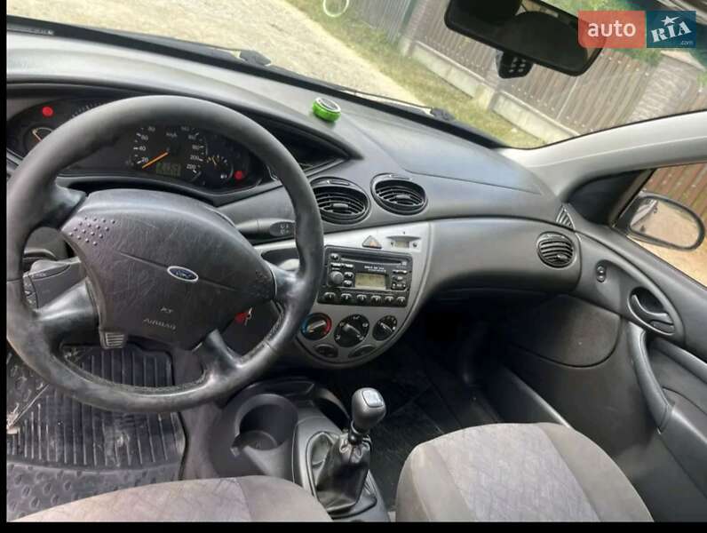 Универсал Ford Focus 2000 в Калуше