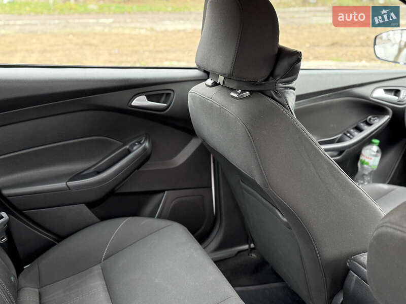 Седан Ford Focus 2015 в Миколаєві