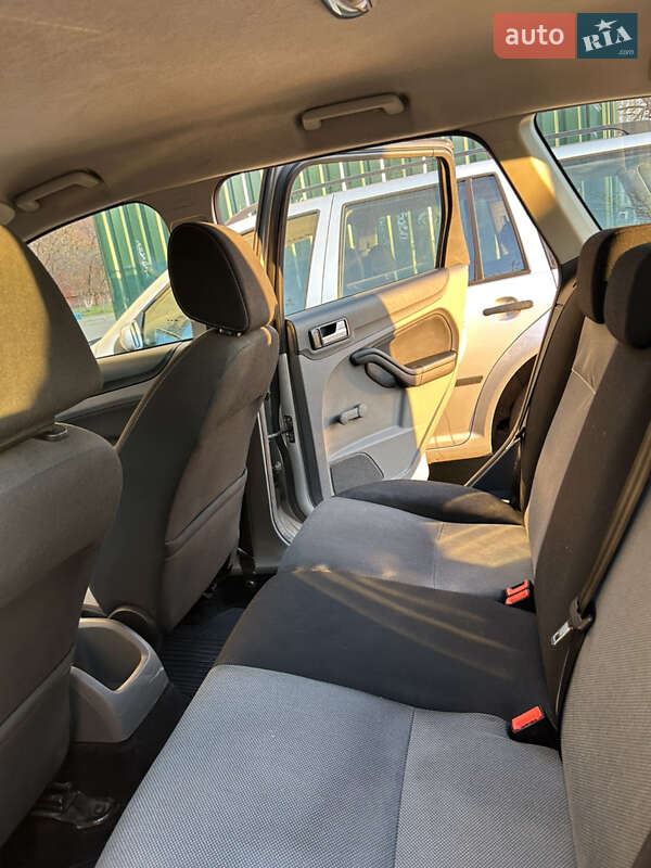 Універсал Ford Focus 2010 в Києві фото 14 Універсал Ford Focus 2010 в Києві