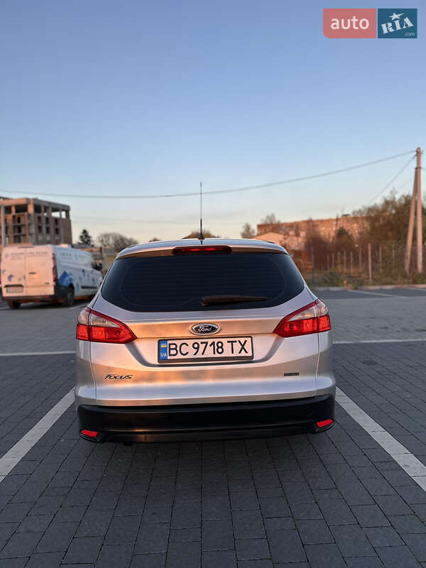 Универсал Ford Focus 2013 в Пустомытах