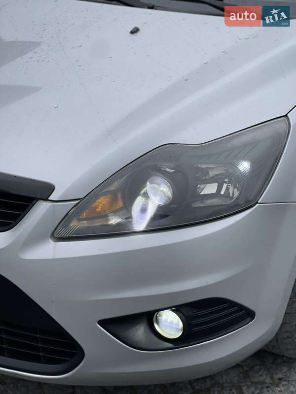 Универсал Ford Focus 2008 в Жовкве