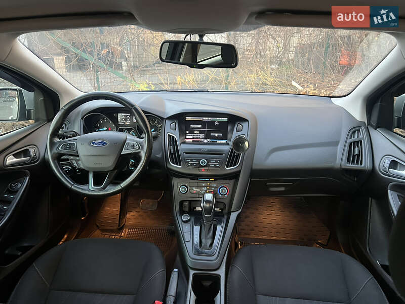 Седан Ford Focus 2016 в Києві
