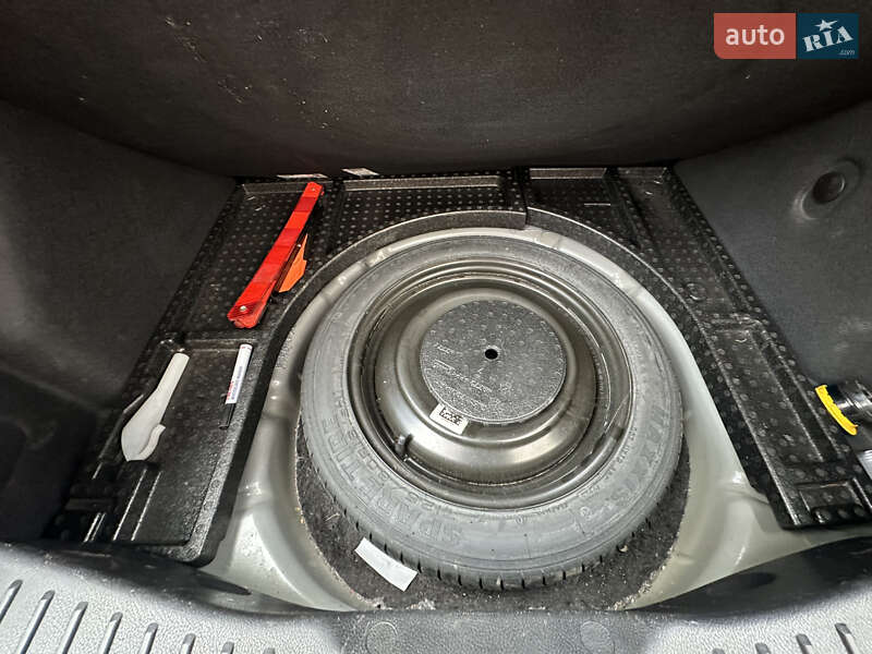 Хэтчбек Ford Focus 2013 в Ивано-Франковске