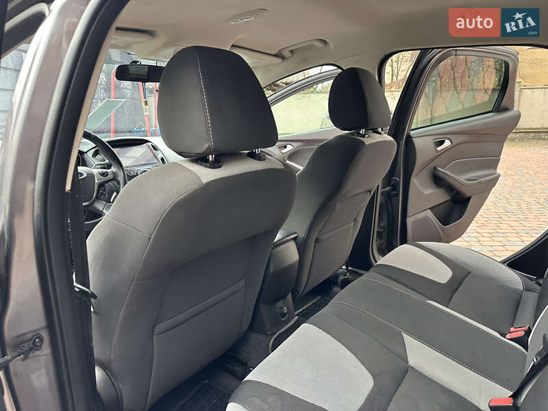 Хэтчбек Ford Focus 2013 в Ивано-Франковске
