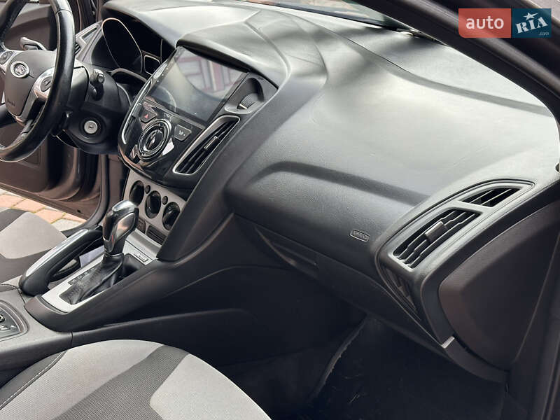 Хэтчбек Ford Focus 2013 в Ивано-Франковске