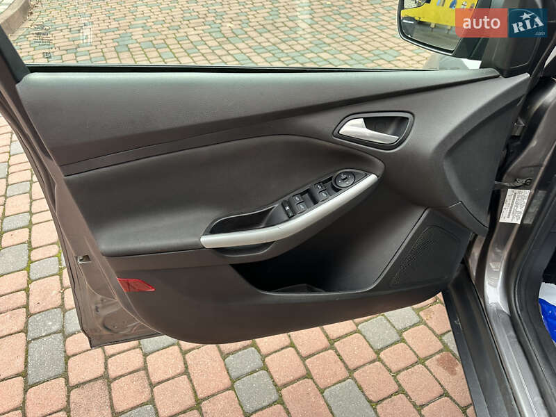 Хэтчбек Ford Focus 2013 в Ивано-Франковске