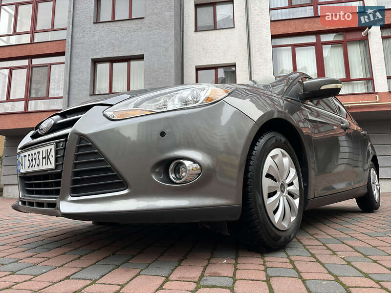 Хэтчбек Ford Focus 2013 в Ивано-Франковске