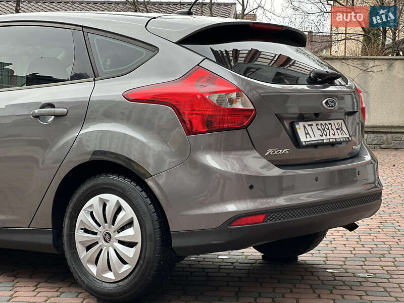Хэтчбек Ford Focus 2013 в Ивано-Франковске