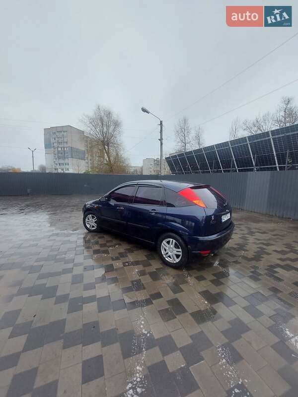 Хэтчбек Ford Focus 2003 в Павлограде