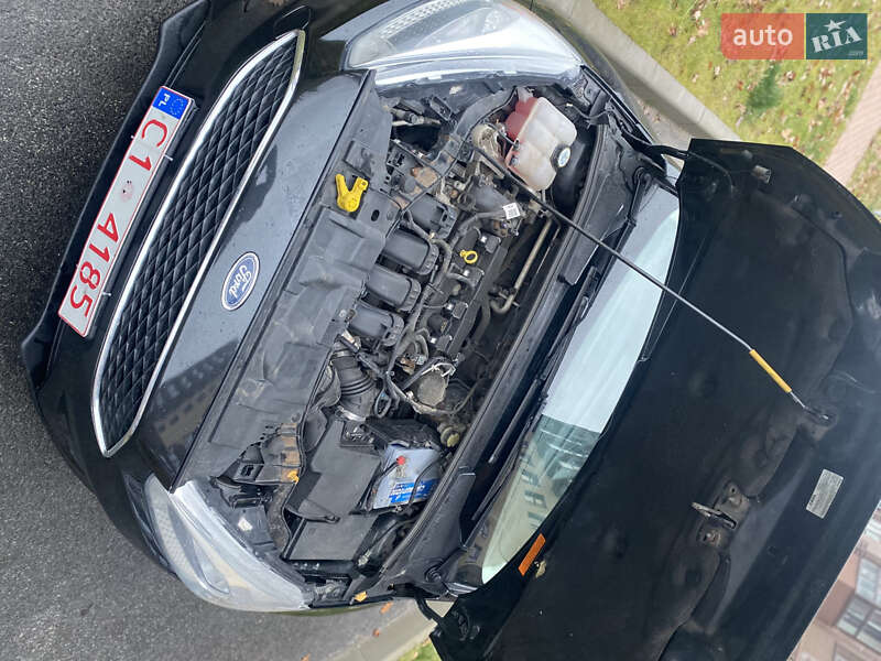 Седан Ford Focus 2015 в Чернигове