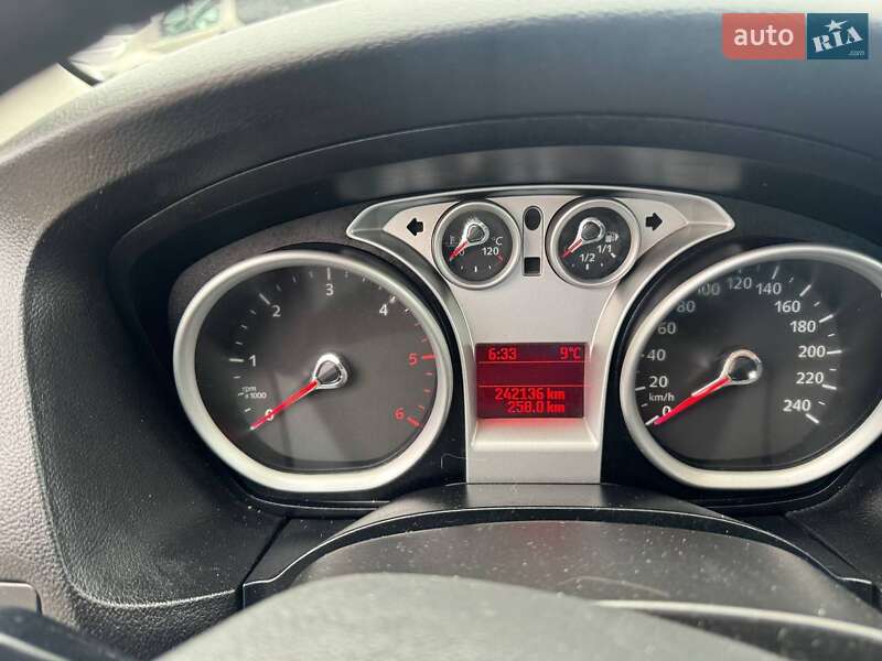 Універсал Ford Focus 2010 в Кіцмані