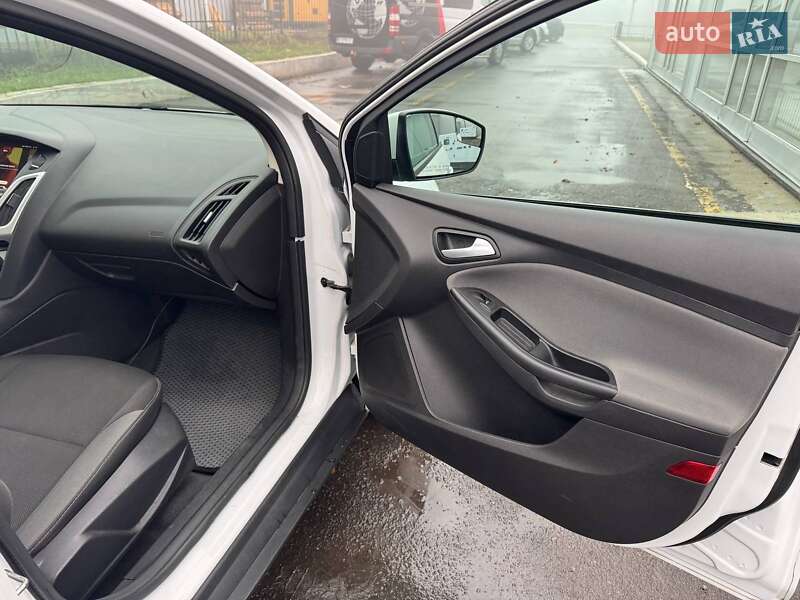 Седан Ford Focus 2014 в Полтаве фото 9 Седан Ford Focus 2014 в Полтаве