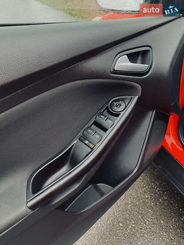 Хэтчбек Ford Focus 2014 в Летичеве