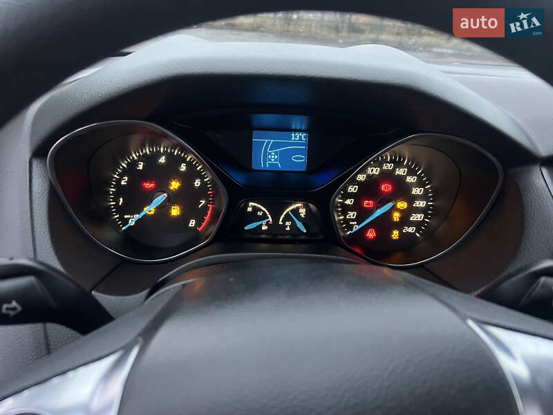 Универсал Ford Focus 2012 в Хороле фото 13 Универсал Ford Focus 2012 в Хороле