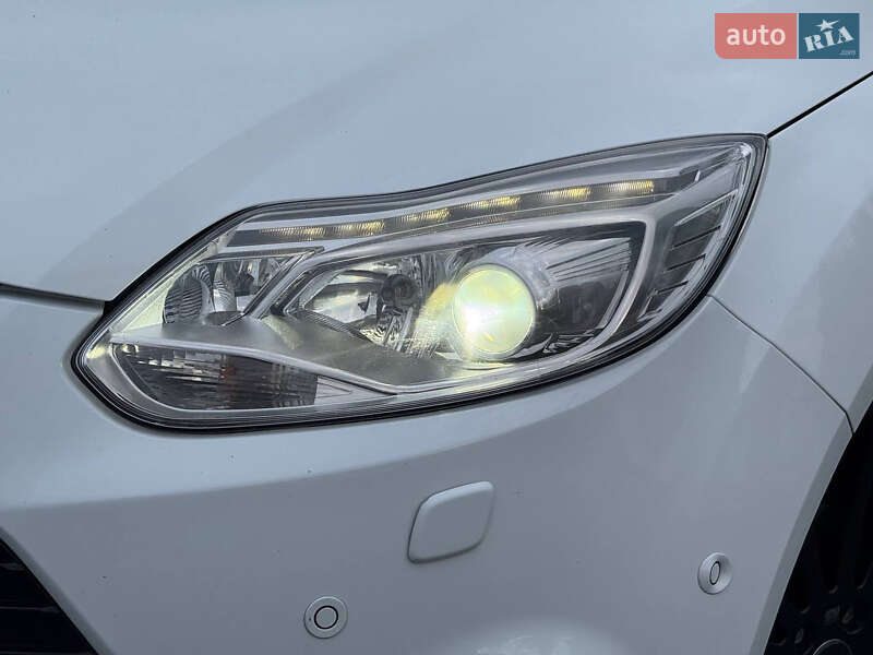 Хетчбек Ford Focus 2013 в Стрию