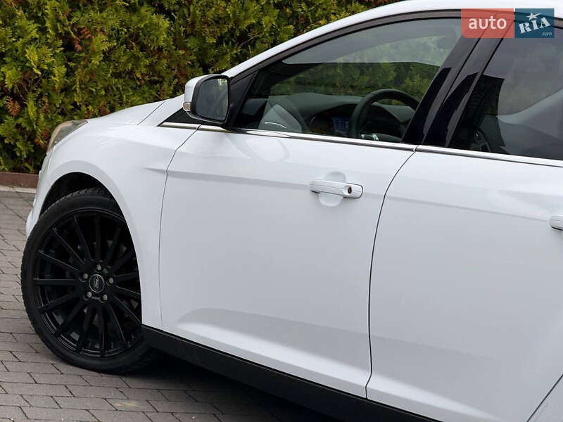 Хетчбек Ford Focus 2013 в Стрию