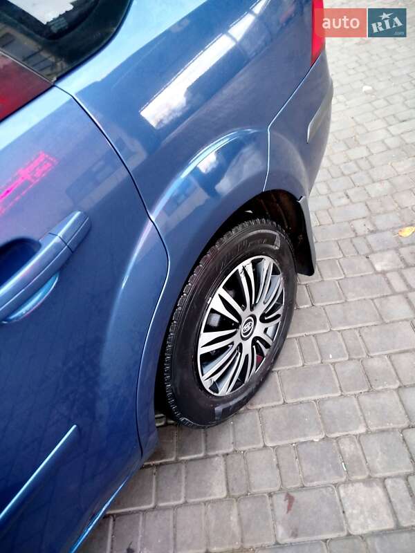 Седан Ford Focus 2007 в Первомайську фото 33 Седан Ford Focus 2007 в Первомайську