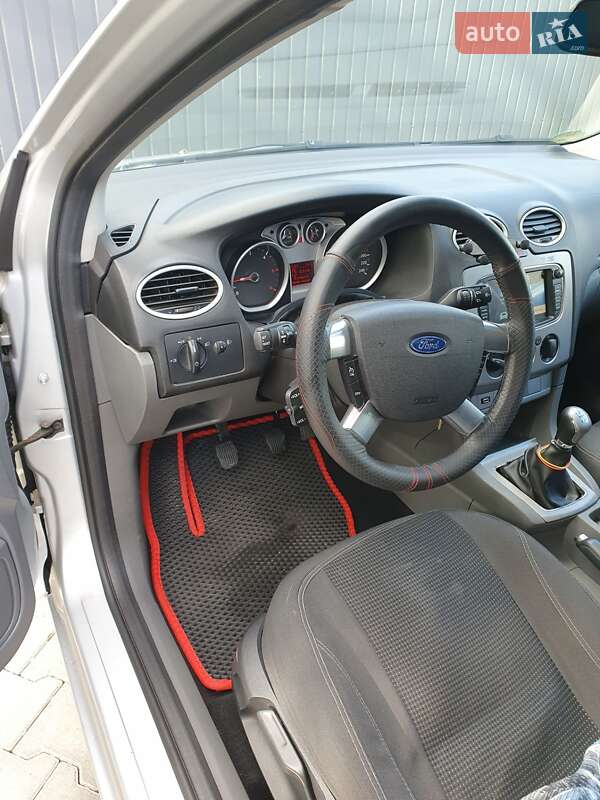 Универсал Ford Focus 2010 в Черновцах