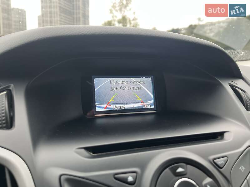 Хэтчбек Ford Focus 2013 в Софиевской Борщаговке фото 10 Хэтчбек Ford Focus 2013 в Софиевской Борщаговке