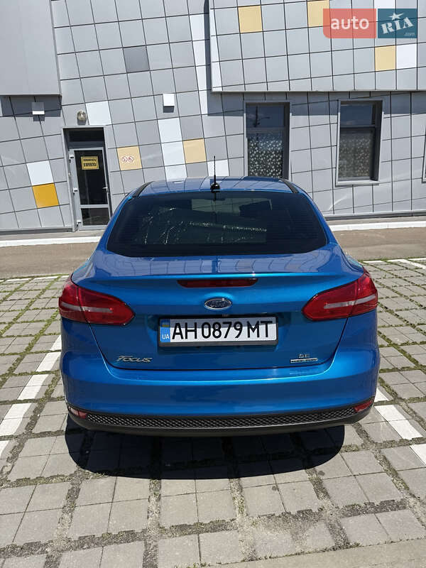 Седан Ford Focus 2016 в Киеве