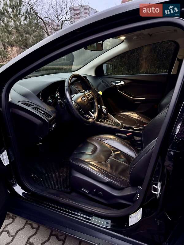 Седан Ford Focus 2016 в Львові фото 15 Седан Ford Focus 2016 в Львові