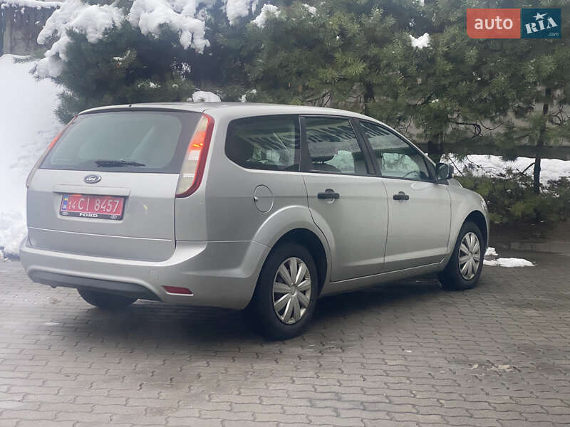 Универсал Ford Focus 2008 в Мостиске