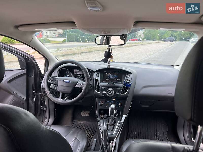 Хэтчбек Ford Focus 2015 в Днепре