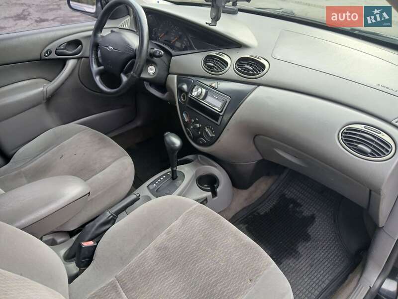Седан Ford Focus 2001 в Одессе