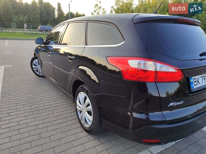 Универсал Ford Focus 2013 в Дубно фото 2 Универсал Ford Focus 2013 в Дубно