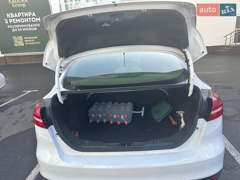 Седан Ford Focus 2016 в Одессе