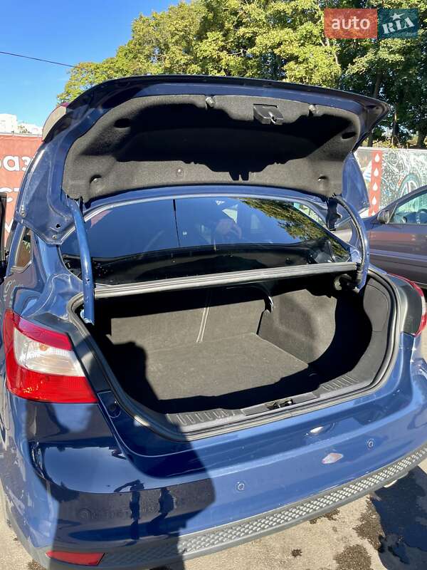 Седан Ford Focus 2012 в Киеве