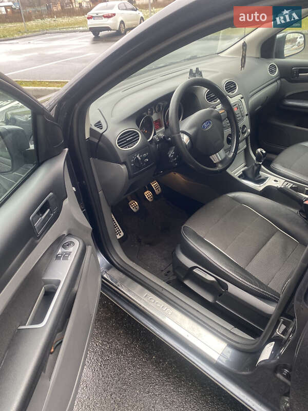 Универсал Ford Focus 2010 в Чернигове