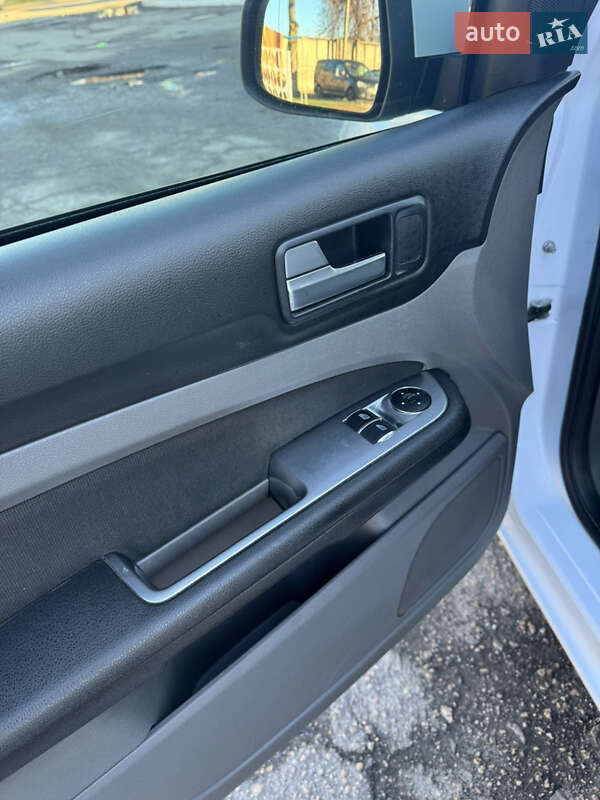 Хетчбек Ford Focus 2011 в Лубнах фото 11 Хетчбек Ford Focus 2011 в Лубнах