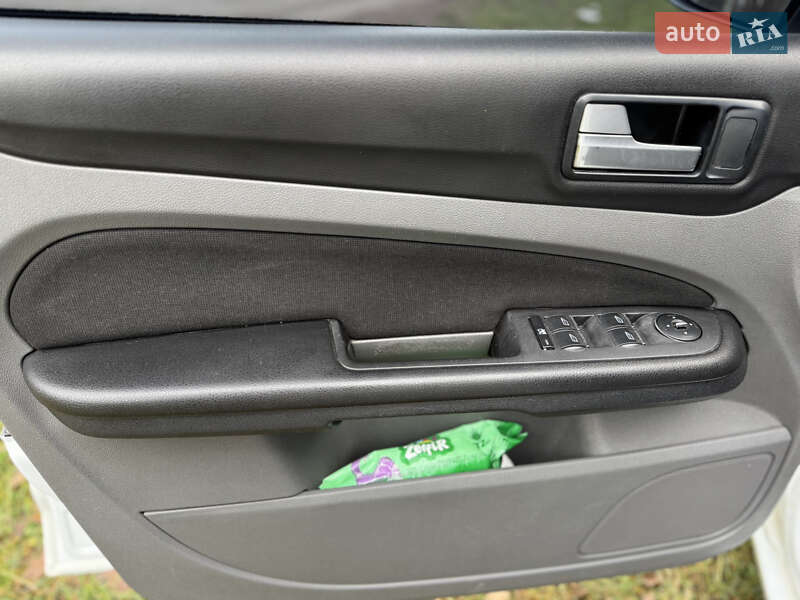 Універсал Ford Focus 2010 в Ободівці фото 21 Універсал Ford Focus 2010 в Ободівці