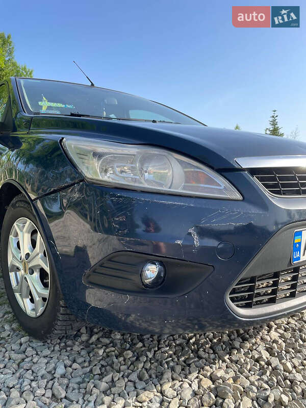 Універсал Ford Focus 2010 в Івано-Франківську